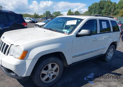 2010 Jeep Grand Cherokee Laredo z USA, uszkodzony, nr VIN 1J4PR4GK3AC144896